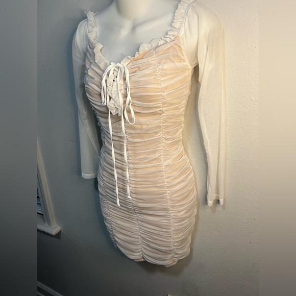 Fashion Nova Ruched White Mini Dress Sheer Sleeves Size M - Picture 5 of 6
